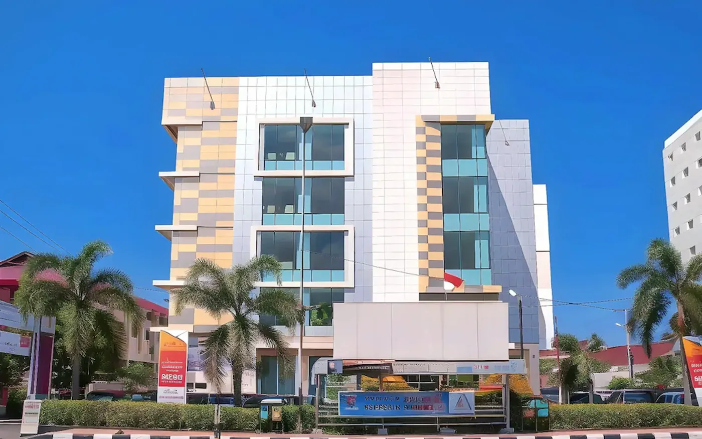 Bangunan Daima Hotel Padang